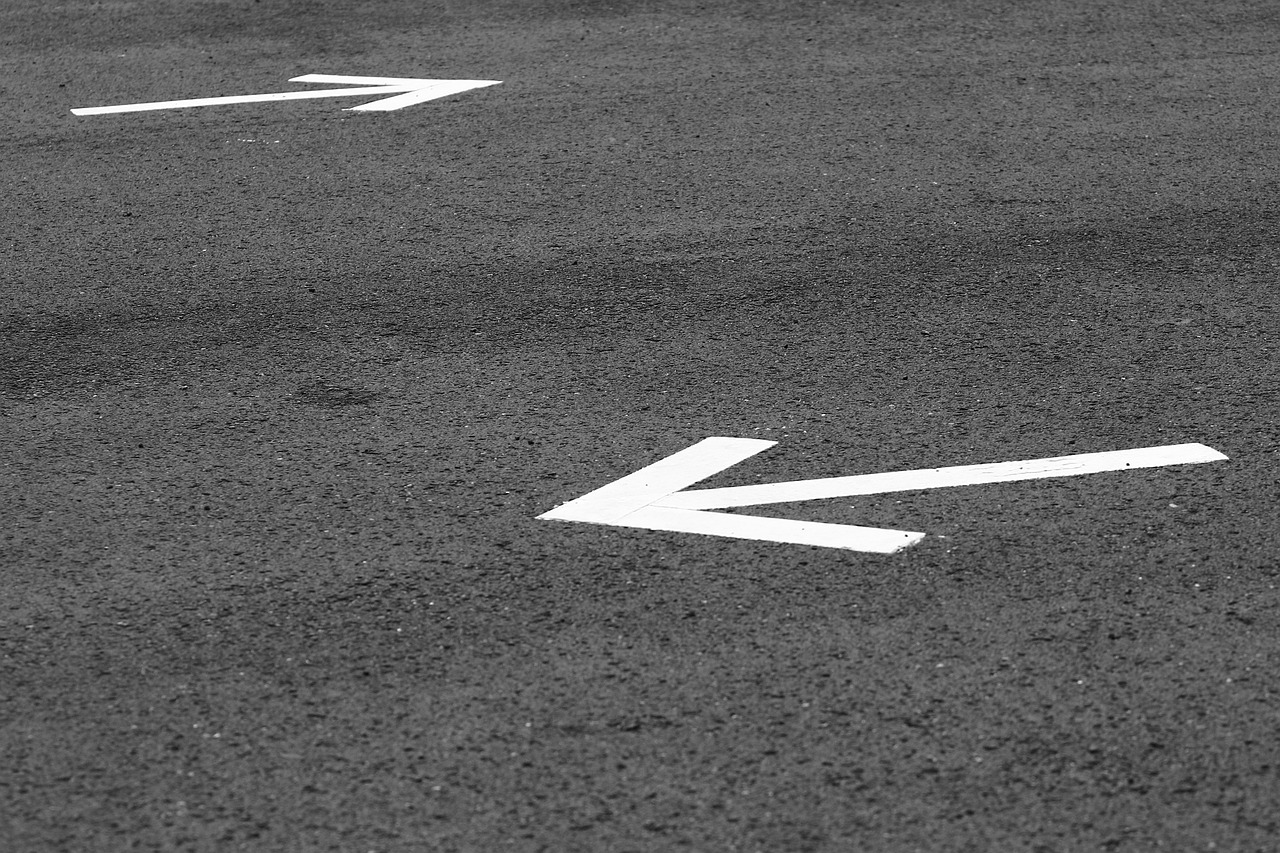 Arrow Road Signs - Free photo on Pixabay - Pixabay